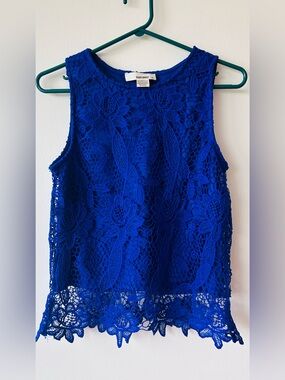 Sans Souci Crochet Lace Sleeveless Top - Royal Blue size S